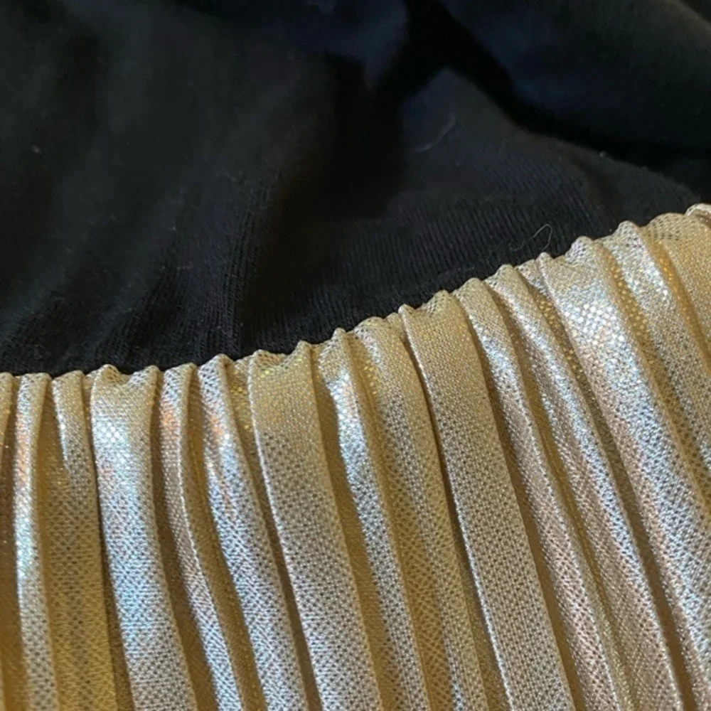 Gap Kids‎ black and gold dress short sleeve